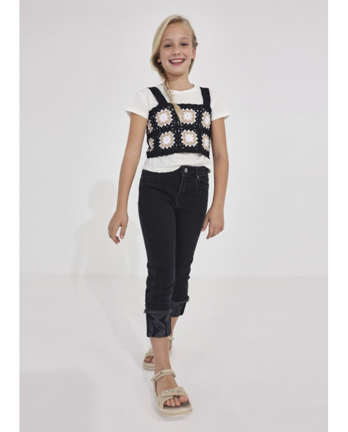 Bernumode | Mayoral: Croche top & shirt set €17.31 Size guide:8 years = 128cm10 years = 140cm12 years = 152cm14 years = 157cm (girl)/160 cm (boy)16 years = 162cm (girl)/166 cm (boy)18 years = 167cm (girl)/172 cm (boy)