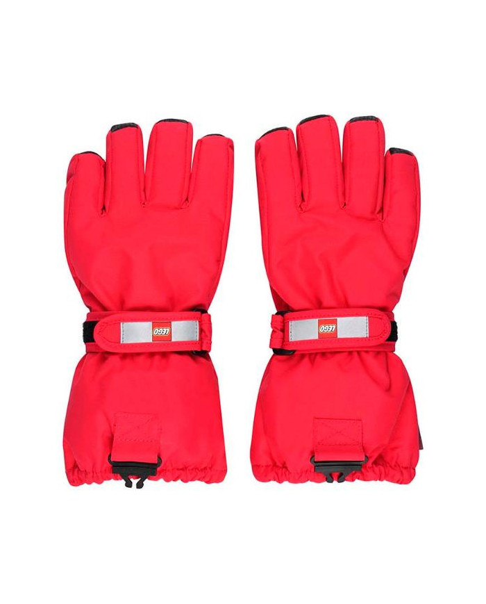 Bernumode | LEGO® Wear: Непромокаемые перчатки с мембраной LWATLIN 700 23,62 € Лыжные перчатки LEGO® для детей 
Пара удобных и функциональных лыжных перчаток сделает игру на улице намного веселее в холодные и влажные дни. Множество функциональных особенностей перчаток PLAY гарантируют, что пальцы вашего ребенка будут сухими и теплыми независимо от погоды. 
Зимние перчатки LEGO® имеют эргономичную посадку и эластичное запястье со светоотражателем и застежкой-липучкой для оптимальной посадки. Вход для перчаток также эластичен для защиты от снега. С противоскользящим полиуретановым материалом на ладонях и кончиках пальцев для лучшего захвата. 
ВОТ ПОЧЕМУ ВАМ ПОНРАВЯТСЯ ПЕРЧАТКИ  
Они водонепроницаемы, ветронепроницаемы и дышащие.  
На перчатках имеется пряжка, позволяющая пристегивать их к курткам и зимним комбинезонам LEGO.  
Перчатки имеют мягкий изолирующий утеплитель Thinsulate.  
Перчатки представлены во многих великолепных цветах. 
Перчатки изготовлены из 100% ветрозащитного и дышащего материала. Между внутренним и внешним слоем имеется водонепроницаемая и дышащая мембрана Fan-Tex, которая делает перчатки на 100% водонепроницаемыми. Внутренний слой выполнен из комфортного и изолирующего материала Thinsulate. 
Безопасная отрывная пряжка размера 104–140 для крепления перчаток к рукаву зимнего комбинезона или куртки. Пряжка расстегивается при натягивании перчаток, поэтому ваш ребенок ни за что не застрянет.
 Выбирайте между множеством потрясающих цветов. Bernumode | LEGO® Wear: Непромокаемые перчатки с мембраной LWATLIN 700 23,62 € Лыжные перчатки LEGO® для детей 
Пара удобных и функциональных лыжных перчаток сделает игру на улице намного веселее в холодные и влажные дни. Множество функциональных особенностей перчаток PLAY гарантируют, что пальцы вашего ребенка будут сухими и теплыми независимо от погоды. 
Зимние перчатки LEGO® имеют эргономичную посадку и эластичное запястье со светоотражателем и застежкой-липучкой для оптимальной посадки. Вход для перчаток также эластичен для защиты от снега. С противоскользящим полиуретановым материалом на ладонях и кончиках пальцев для лучшего захвата. 
ВОТ ПОЧЕМУ ВАМ ПОНРАВЯТСЯ ПЕРЧАТКИ  
Они водонепроницаемы, ветронепроницаемы и дышащие.  
На перчатках имеется пряжка, позволяющая пристегивать их к курткам и зимним комбинезонам LEGO.  
Перчатки имеют мягкий изолирующий утеплитель Thinsulate.  
Перчатки представлены во многих великолепных цветах. 
Перчатки изготовлены из 100% ветрозащитного и дышащего материала. Между внутренним и внешним слоем имеется водонепроницаемая и дышащая мембрана Fan-Tex, которая делает перчатки на 100% водонепроницаемыми. Внутренний слой выполнен из комфортного и изолирующего материала Thinsulate. 
Безопасная отрывная пряжка размера 104–140 для крепления перчаток к рукаву зимнего комбинезона или куртки. Пряжка расстегивается при натягивании перчаток, поэтому ваш ребенок ни за что не застрянет.
 Выбирайте между множеством потрясающих цветов.