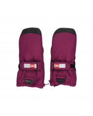 Bernumode | LEGO® Wear: Kids' waterprooof mittens with membrane, LWARIPO 703 €20.89 LEGO® mittens for little boys and girlsIt can be quite a job to put on gloves or mittens on the little ones. That is why there is a long zipper along the inner side of the mitten to ease putting them on and taking them off.WHY YOU WILL LOVE THE MITTENS    The TEC mittens are made in a 100% windproof, waterproof, and breathable material    The LEGO® mitten has an ergonomic fit and a PU anti-slip material on the palms for a better grip    There is a practical YKK zipper along the inseam, so that the mittens are easier to put on and take off the little hands – and to zip over the sleeve openingElasticated wrist with a reflector and hook and loop closure for an optimum fit. The PLAY mitten entry is also elasticated to keep snow out. They have a waterproof and breathable Fan-Tex membrane between the inner and outer layer which makes them 100% waterproof. The inner layer is a snug and insulating Thinsulate material.Safety break-away buckle for attaching the mittens to a snowsuit or jacket sleeve. The buckle releases when pulling the mittens, so that your child does not get stuck on anything.​Choose between many lovely colours.