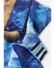 Bernumode | Reima: Reimatec winter jacket for boy, Musko  (160 g) €81.76 
Water- and windproof winter jacket with recycled materials. Detachable faux fur trim on hood, straight cut.
A Reima winter jacket featuring a safe detachable hood trimmed with luxurious faux fur. It’s a windproof essential for autumn and winter when your child is strolling through the city or spending time in the park. Made with bluesign® approved materials. The coat's BIONIC-FINISH®ECO technology repels dirt and damp. The soft recycled insulation delivers exceptional warmth while every seam is sealed tight so it’s 100% waterproof. An inner chest pocket (starting from size 116 ) features a convenient zip, so you little one can safely store their gloves or wallet. bluesign® products are made with only safe chemicals and are guaranteed to meet the highest standards for the environment, factory workers, and end users.
All seams sealed waterproof
Durable material
Fellex® insulation
Smooth polyester lining
Safe, detachable hood with detachable faux fur trim
Elastic cuffs
Inner chest pocket with zip from size 116 onward
Two zip pockets
Adjustable hem
 Bernumode | Reima: Reimatec winter jacket for boy, Musko  (160 g) €81.76 
Water- and windproof winter jacket with recycled materials. Detachable faux fur trim on hood, straight cut.
A Reima winter jacket featuring a safe detachable hood trimmed with luxurious faux fur. It’s a windproof essential for autumn and winter when your child is strolling through the city or spending time in the park. Made with bluesign® approved materials. The coat's BIONIC-FINISH®ECO technology repels dirt and damp. The soft recycled insulation delivers exceptional warmth while every seam is sealed tight so it’s 100% waterproof. An inner chest pocket (starting from size 116 ) features a convenient zip, so you little one can safely store their gloves or wallet. bluesign® products are made with only safe chemicals and are guaranteed to meet the highest standards for the environment, factory workers, and end users.
All seams sealed waterproof
Durable material
Fellex® insulation
Smooth polyester lining
Safe, detachable hood with detachable faux fur trim
Elastic cuffs
Inner chest pocket with zip from size 116 onward
Two zip pockets
Adjustable hem