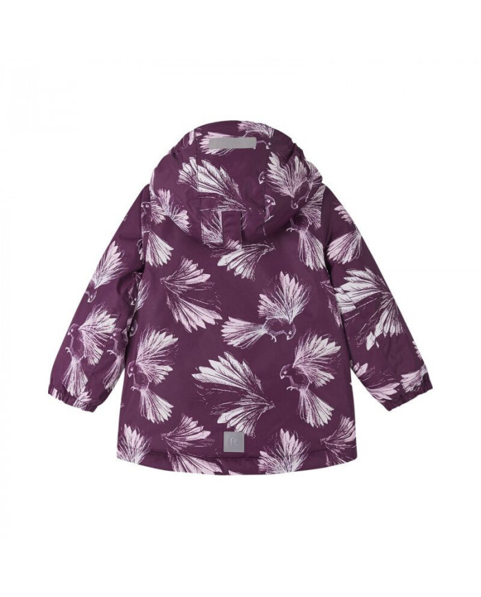 Bernumode | Reima: Зимняя куртка на девочку Reimatec, Nuotio (160 г) 46,47 € Детская зимняя куртка из переработанного волокна. Водо- и ветрозащитный. 
Эта зимняя куртка для детей Reimatec изготовлено из водо- и ветронепроницаемого материала, который также воздухопроницаем, что обеспечивает комфорт, и, как и все функциональные ткани Reima, грязеотталкивающий, что позволяет реже стирать. Основные швы герметичны, что обеспечивает водонепроницаемость, а безопасный съемный капюшон защищает маленькие головы от ветра. Гладкая подкладка облегчает одевание и обеспечивает комфорт при ношении с другими слоями одежды. Два кармана на молнии спереди и регулируемый подол — еще одни удобные детали этой детской утепленной куртки.  

Открытые швы герметичны и водонепроницаемы. 
  Гладкая подкладка из полиэстера 
  Безопасный съемный капюшон.  
Регулируемые манжеты
  Два кармана на молнии  
Регулируемый подол  
Отражающие детали

