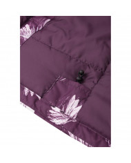 Bernumode | Reima: Зимняя куртка на девочку Reimatec, Nuotio (160 г) 46,47 € Детская зимняя куртка из переработанного волокна. Водо- и ветрозащитный. 
Эта зимняя куртка для детей Reimatec изготовлено из водо- и ветронепроницаемого материала, который также воздухопроницаем, что обеспечивает комфорт, и, как и все функциональные ткани Reima, грязеотталкивающий, что позволяет реже стирать. Основные швы герметичны, что обеспечивает водонепроницаемость, а безопасный съемный капюшон защищает маленькие головы от ветра. Гладкая подкладка облегчает одевание и обеспечивает комфорт при ношении с другими слоями одежды. Два кармана на молнии спереди и регулируемый подол — еще одни удобные детали этой детской утепленной куртки.  

Открытые швы герметичны и водонепроницаемы. 
  Гладкая подкладка из полиэстера 
  Безопасный съемный капюшон.  
Регулируемые манжеты
  Два кармана на молнии  
Регулируемый подол  
Отражающие детали
