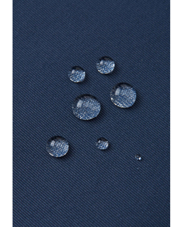 Bernumode | Reima: Детские зимние брюки Reimatec, Tuokio (120 г) 39,01 € 
REIMA Tuokio
Прочные зимние брюки. Отлично подходят для катания по горным склонам.
Эти детские зимние брюки отлично подходят для активных детей. Они изготовлены из прочного и водоотталкивающего материала, поэтому идеально подходят для бесстрашных горнолыжников. Основные швы также были проклеены для водонепроницаемости. Завязки на подоле удерживают снег на земле - там, где ему и положено, а регулируемые и съемные подтяжки очень удобны для удержания брюк на месте.

Детские зимние брюки
Главные швы герметично водонепроницаемы
Не содержащая фтороуглерода, водонепроницаемая и грязеотталкивающая отделка BIONIC-FINISH®ECO
Гладкая подкладка из полиэстера
Эластичный пояс
Снегозащитные манжеты на брючинах
Ширинка на молнии
Карман на молнии
Регулируемые и отстегивающиеся эластичные подтяжки
Светоотражающие элементы
Температура прибл. от 0 °C до -20 °C

Инструкция по уходу: Стирайте отдельно, вывернутой наизнанку. Закройте застежки-молнии и липучки. Не используйте моющие средства с отбеливающими веществами. Не используйте смягчители ткани. Вынимайте одежду сразу после завершения программы стирки, чтобы избежать изменения цвета. Сушите при комнатной температуре.



