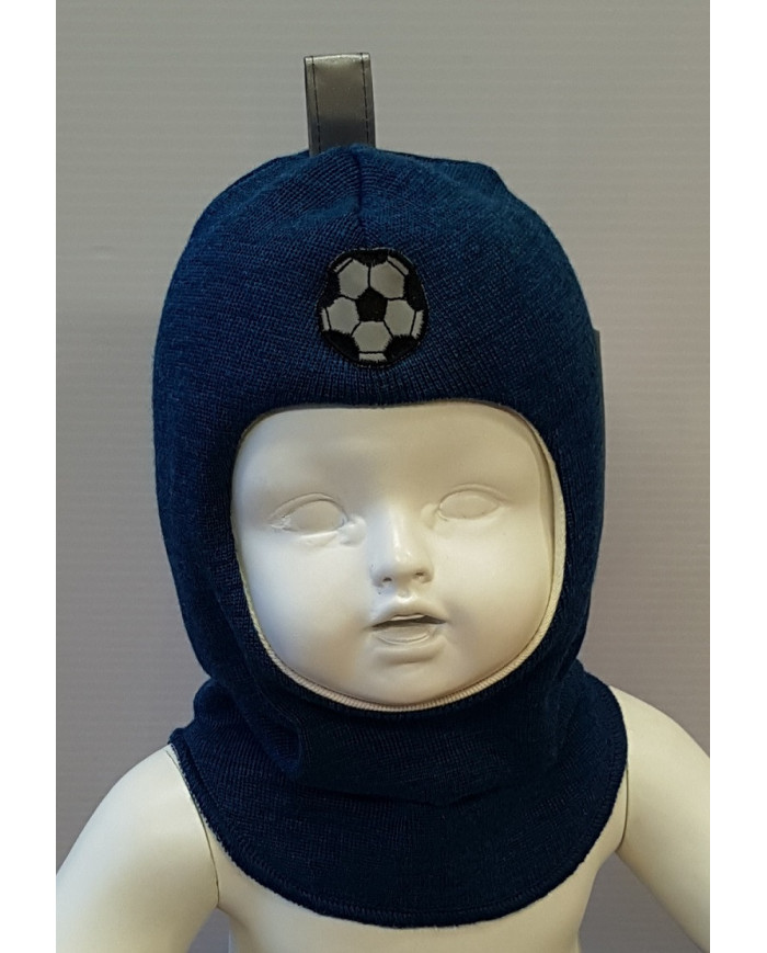 Bernumode | KIVAT: Зимняя шапка-шлем 29,75 € 

Шлем из шерсти - теплое изделие, которое отлично подойдет для зимней поры. Благодаря своей конструкции отлично заменяет как шапку, так и шарф. Мягкая хлопковая подкладка приятна для кожи, она нейтрализует "колючесть" шерсти и делает комфортными даже самые длительные прогулки. Область ушей и лба в шлеме дополнительно защищена ветрозащитными прокладками. Светоотражающие элементы. Очень удобен в использовании и идеален для холодной зимы. В таком изделии Ваш ребенок будет выглядеть великолепно, почувствует комфорт и тепло в прохладное зимнее время.
Материал верха: 100% шерсть.
Подкладка: 97% органический хлопок, 3% лайкра.
Размерность шлемов из шерсти:
0 = 0-1 лет1 = 1 год2 = 2-4 лет3 = 5-10 лет4 = от 10 лет.


