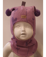 Bernumode | KIVAT: Зимняя шапка-шлем 33,31 € 

Шлем из шерсти - теплое изделие, которое отлично подойдет для зимней поры. Благодаря своей конструкции отлично заменяет как шапку, так и шарф. Мягкая хлопковая подкладка приятна для кожи, она нейтрализует "колючесть" шерсти и делает комфортными даже самые длительные прогулки. Область ушей и лба в шлеме дополнительно защищена ветрозащитными прокладками. Светоотражающие элементы. Очень удобен в использовании и идеален для холодной зимы. В таком изделии Ваш ребенок будет выглядеть великолепно, почувствует комфорт и тепло в прохладное зимнее время.
Материал верха: 100% шерсть.
Подкладка: 97% органический хлопок, 3% лайкра.
Размерность шлемов из шерсти:
0 = 0-1 лет1 = 1 год2 = 2-4 лет3 = 5-10 лет4 = от 10 лет.

