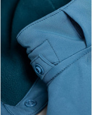 Bernumode | Viking: PLAY - Softshell Jaka 43,97 € 
Regulējama elastīga josla ērtai piegulšanai 
  Elastīga ar savilkšanas auklu regulējamai piegulšanai  
Pārstrādāts materiāls

Dodiet savam bērnam iespēju paplašināt savas robežas rotaļu laukumā, vienlaikus aizsargājot viņu no elementiem ar šo elastīgo ārējo slāni. Jūsu bērns novērtēs Play Softshell jakas mājīgo un ērto mikroflīsa oderi, kas palīdz izolēt vēsākā laikā, kā arī noņemamo kapuci un kabatas, kas palīdz uzturēt siltas rokas un galvu. Ārējais audums ir izgatavots no mīksta un elastīga 100% otrreiz pārstrādāta poliestera softshell materiāla, kas nodrošina aizsardzību pret mitriem un vējainiem laikapstākļiem, vienlaikus nodrošinot lielisku kustību diapazonu, lai nekas netraucētu jūsu bērna rotaļām.