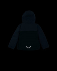 Bernumode | Viking: PLAY - Softshell Jaka 43,97 € 
Regulējama elastīga josla ērtai piegulšanai 
  Elastīga ar savilkšanas auklu regulējamai piegulšanai  
Pārstrādāts materiāls

Dodiet savam bērnam iespēju paplašināt savas robežas rotaļu laukumā, vienlaikus aizsargājot viņu no elementiem ar šo elastīgo ārējo slāni. Jūsu bērns novērtēs Play Softshell jakas mājīgo un ērto mikroflīsa oderi, kas palīdz izolēt vēsākā laikā, kā arī noņemamo kapuci un kabatas, kas palīdz uzturēt siltas rokas un galvu. Ārējais audums ir izgatavots no mīksta un elastīga 100% otrreiz pārstrādāta poliestera softshell materiāla, kas nodrošina aizsardzību pret mitriem un vējainiem laikapstākļiem, vienlaikus nodrošinot lielisku kustību diapazonu, lai nekas netraucētu jūsu bērna rotaļām.