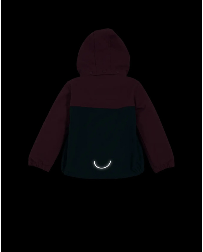 Bernumode | Viking: PLAY - Softshell Jaka 43,97 € 
Regulējama elastīga josla ērtai piegulšanai 
  Elastīga ar savilkšanas auklu regulējamai piegulšanai  
Pārstrādāts materiāls

Dodiet savam bērnam iespēju paplašināt savas robežas rotaļu laukumā, vienlaikus aizsargājot viņu no elementiem ar šo elastīgo ārējo slāni. Jūsu bērns novērtēs Play Softshell jakas mājīgo un ērto mikroflīsa oderi, kas palīdz izolēt vēsākā laikā, kā arī noņemamo kapuci un kabatas, kas palīdz uzturēt siltas rokas un galvu. Ārējais audums ir izgatavots no mīksta un elastīga 100% otrreiz pārstrādāta poliestera softshell materiāla, kas nodrošina aizsardzību pret mitriem un vējainiem laikapstākļiem, vienlaikus nodrošinot lielisku kustību diapazonu, lai nekas netraucētu jūsu bērna rotaļām.