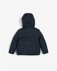 Bernumode | Viking: PLAY Reversible Pilejacket €32.50 From season to season and from inside to inside-out, Play Reversible Pile Jacket is the versatile solution for your child’s everyday use. A warm hood, pockets and a polyester pile main fabric is able to provide generous insulation and act as a midlayer for cooler weather. But in light precipitation or simply to achieve a different look, the jacket can be reversed to serve as an outerlayer. This way, a polyamide fabric treated with Bionic Finish provides a degree of protection from the elements, while the soft pile fabric creates a cozy climate beneath.