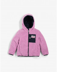 Bernumode | Viking: PLAY Reversible Pilejacket €32.50 From season to season and from inside to inside-out, Play Reversible Pile Jacket is the versatile solution for your child’s everyday use. A warm hood, pockets and a polyester pile main fabric is able to provide generous insulation and act as a midlayer for cooler weather. But in light precipitation or simply to achieve a different look, the jacket can be reversed to serve as an outerlayer. This way, a polyamide fabric treated with Bionic Finish provides a degree of protection from the elements, while the soft pile fabric creates a cozy climate beneath.