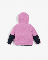 Bernumode | Viking: PLAY - 2-Divpusēja flīsa jaka 32,50 € Jaka ar Play abpusējo plūksnu no sezonas uz sezonu, no iekšpuses un ārpusi ir universāls risinājums Jūsu bērna ikdienas lietošanai. Siltā kapuce, kabatas un pamataudums ar poliestera plūksnojumu nodrošina labu izolāciju un kalpo kā starpslānis vēsā laikā. Bet nelielos nokrišņos vai vienkārši, lai iegūtu citu izskatu, jaku var apgriezt, lai kalpotu kā virskārta. Tādējādi Bionic finish apstrādātais poliamīda audums nodrošina aizsardzības pakāpi pret laikapstākļiem, savukārt audums ar mīkstu plūksnu rada zem tā mājīgu klimatu.