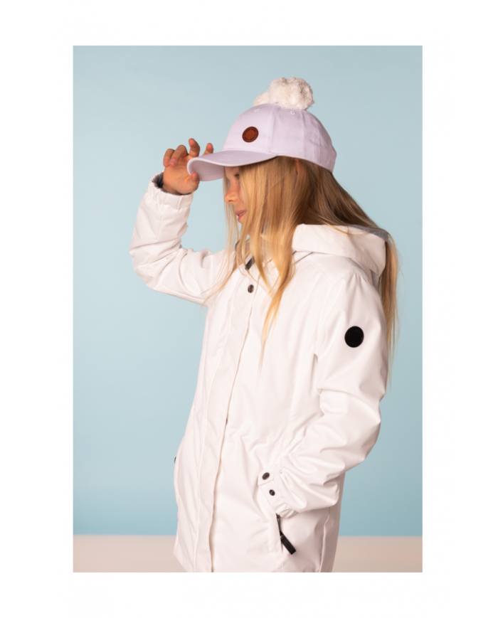 Bernumode | LENNE: Demi Season Jacket/Parka POPPY  (45 g) €67.37 This parka made of weatherproof ActivePlus fabric is excellent outerwear for going to the school or theatre as well as for going out with friends. The stopper-adjustable middle part accentuates the feminine figure and makes it possible to make adjustments as the wearer grows. The universal cut suits both jeans and dresses. Thanks to the high neckline made of strong fabric, as well as weatherproof hood, this carefully tuned look will stay impeccable even in the event of strong gales or showers. The sleeves can be adjusted using snap fasteners.

Style is slim fit, if you want it to bee more loose please choose one size bigger.

