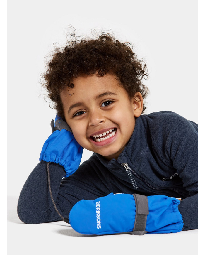 Bernumode | Didriksons: Biggles Kid's ZIP-Mittens 7-  Детские непромокаемые варежки перчатки (80 г) 21,40 € Рекомендации по уходу:
•Машинная стирка при 40° в деликатном режиме;
• Не сушить в сушильной машине;
•Не подвергать химической чистке;
•Не отбеливать;
•Не гладить.
Функции:
•Регулируемая манжета;
•Картографирование тканей;
• Защитный шнур для перчаток: съемный шнурок для крепления к концам рукавов детских курток и комбинезонов Didriksons;
•Усиленные участки: участки, подверженные износу, усилены особо прочной тканью или пленкой;
•Водонепроницаемый вкладыш внутри.
Описание:
Утепленные, водонепроницаемые и ветронепроницаемые варежки с мягкой подкладкой с высоким ворсом. Боковая молния позволяет легко надевать и снимать перчатку. Размер можно регулировать с помощью ремешка на липучке. Ладони имеют дополнительное усиление для лучшего захвата. Шнурки с крючком на конце для крепления варежек к рукаву. Водоотталкивающее покрытие без ПФУ. Bernumode | Didriksons: Biggles Kid's ZIP-Mittens 7-  Детские непромокаемые варежки перчатки (80 г) 21,40 € Рекомендации по уходу:
•Машинная стирка при 40° в деликатном режиме;
• Не сушить в сушильной машине;
•Не подвергать химической чистке;
•Не отбеливать;
•Не гладить.
Функции:
•Регулируемая манжета;
•Картографирование тканей;
• Защитный шнур для перчаток: съемный шнурок для крепления к концам рукавов детских курток и комбинезонов Didriksons;
•Усиленные участки: участки, подверженные износу, усилены особо прочной тканью или пленкой;
•Водонепроницаемый вкладыш внутри.
Описание:
Утепленные, водонепроницаемые и ветронепроницаемые варежки с мягкой подкладкой с высоким ворсом. Боковая молния позволяет легко надевать и снимать перчатку. Размер можно регулировать с помощью ремешка на липучке. Ладони имеют дополнительное усиление для лучшего захвата. Шнурки с крючком на конце для крепления варежек к рукаву. Водоотталкивающее покрытие без ПФУ.