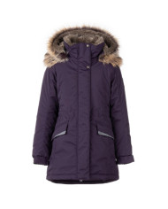 Bernumode | LENNE: Зимняя Куртка/Парка  ELLA 250 г 103,07 € 
Высокотехнологичная ткань Active + имеет водонепроницаемую мембрану, которая препятствует проникновению воды сквозь изделие. В то же время ткань обладает способностью испарять пот.
Водостойкость: 10000 ммВоздухопроводимость: 10000 г/ м²/24 ч
Водо- и грязеотталкивающая способность: обработка DWR (Durable Water Repellent)
Материал верха: 100% полиамид+PU, Ткань-Active plus. Ткань Cordura (сверхпрочная и износостойкая).
Материал подкладки: 100% полиэстер.
Утеплитель: Isosoft (250 гр).

Парка из ткани ActivePlus с регулируемой талией
Однотонная зимняя парка для девочек проста, но особенна благодаря своему воротнику и капюшону с меховой отделкой. Парка длиннее сзади и изготовлена ​​из водонепроницаемой и дышащей ткани ActivePlus, которая обеспечивает максимальный комфорт в любое время. Водонепроницаемая поверхность ткани защищает от ветра, дождя и снега, не деформируется и выдерживает регулярную стирку, сохраняя свои первоначальные качества. Передняя часть парки имеет два кармана. Капюшон полностью отстегивается с помощью кнопок.
Высокотехнологичная ткань Active+ имеет водонепроницаемую мембрану, которая предотвращает проникновение воды через изделие. При этом он обладает способностью испарять пот. ◆Водонепроницаемость: водяной столб 10 000 мм ◆Воздухопроницаемость: паропроницаемость 10 000 г/м²/24ч ◆Ветрозащита: воздухопроницаемость 0 л/м²с ◆Водо- и грязеотталкивание: покрытие DWR (Durable Water Repellent) 
Утеплитель EXTRA WARM ⁑⁑ – лучший выбор для морозной погоды. Дышащая ткань не дает вашему ребенку потеть. Теплоудерживающая способность намного выше, чем у обычной ваты. Обеспечивает комфорт и свободу движений при температуре от -1 до -30°C. 
Петля для крепления отражателя.