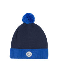 Bernumode | Viking:  Toasty Beanie Wool Pom Pom - 100% merino vilnas cepure 18,19 € Palīdziet bērnam izpētīt ziemas sezonu, vienlaikus saglabājot siltumu ar šo vilnas pupiņu. Beanie ir izgatavota, izmantojot merino vilnu, dabas izcilāko izolācijas šķiedru. Tas ir apvienots ar vēja necaurlaidīgām austiņām, kas palīdz novērst vēju. Pupiņai ir arī jautrs pom pom, ko bērns var baudīt. Tikmēr vecāki novērtēs atstarojošo plāksteri papildu drošībai uz ielām tumšākajos mēnešos.
