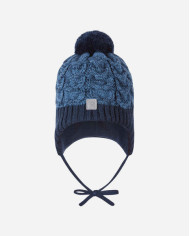 Bernumode | Reima: Детская шапка на завязках, Paljakka 21,00 € Шапочка для малышей изготовлена из смесового трикотажа с флисовой подкладкой. Ветрозащитные наушники для комфорта. 
Вязаная шапка для малышей Reima изготовлена из теплого полушерстяного трикотажа. Идеально согреет малышей благодаря натуральной шерсти. Флисовая подкладка теплая и комфортная, а ветронепроницаемое покрытие по бокам защищает маленькие уши.  

Мягкий и теплый трикотаж из смеси шерсти.  
Мягкая и теплая флисовая подкладка.  
Ветрозащитные наушники 
  Помпон сверху  
Красивый дизайн .
  Светоотражающая этикетка спереди
