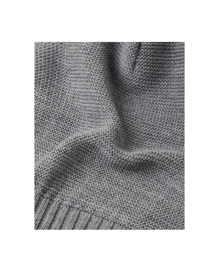 Bernumode | Reima: Шапка-балаклава на ребёнка, Starrie (100% шерсть мериноса) 24,24 € Очень популярная классическая шапка-шлем из коллекции Reima ORIGINALS защищает голову малыша в холодную пору. Эта шапка-шлем для малышей и детей постарше связана из теплой шерсти и подшита мягкой на ощупь подкладкой из смеси хлопка и эластана, которая удобно облегает голову. Ветронепроницаемые вставки в области ушей, вшитые между подкладкой и верхним слоем, защищают ушки от холодного ветра. Эта классическая модель хорошо закрывает лоб, щечки и шею.


Мягкая ткань из мериносовой шерсти для
Ветронепроницаемые вставки в области ушей
Сплошная подкладка: приятный на ощупь хлопковый трикотаж с эластаном
Светоотражающий элемент спереди

