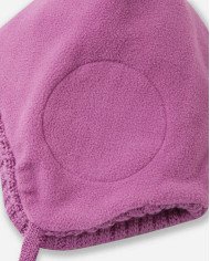 Bernumode | Reima: Beanie for kids, Paljakka €21.00 

Toddlers' beanie made of wool-mix knit, comes with a fleece lining. Windproof ear pieces for comfort.





This knitted Reima beanie for toddlers is made from a warm wool-mix knit. It's ideal for keeping little ones warm, thanks to the natural wool. The full fleece lining is warm and feels comfortable, and the windproof coverage at the sides protects little ears.






Soft and warm wool mix knit
Soft, warm fleece lining
Strings in all sizes
Windproof earpieces
Pom-pom on top
Beautiful cable design
Reflecting label at front



