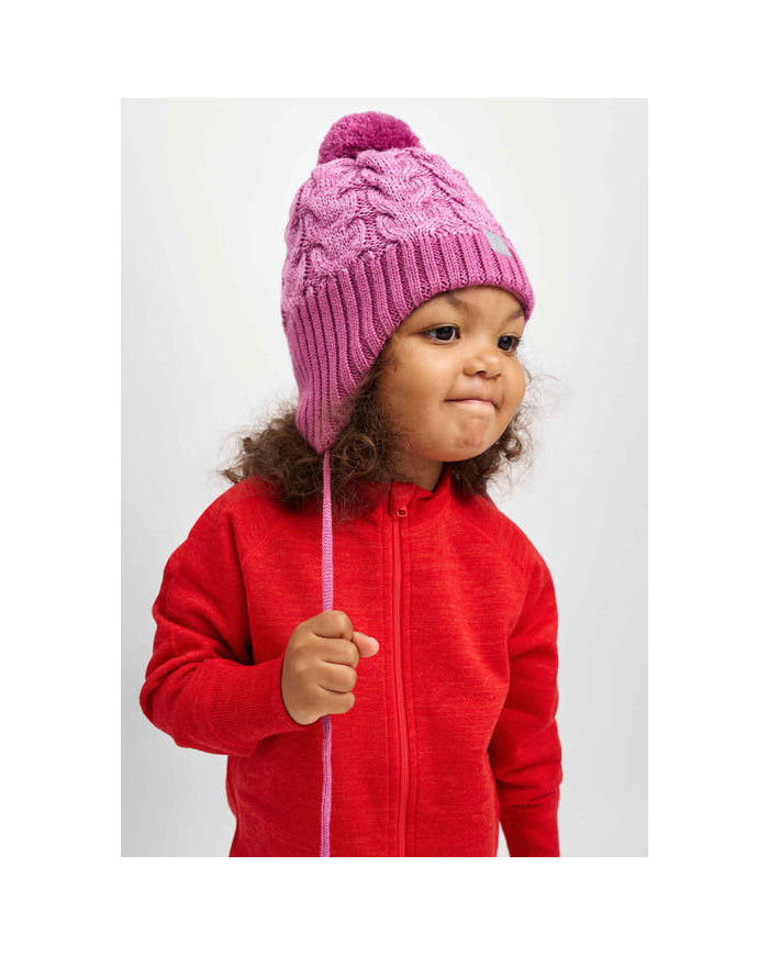 Bernumode | Reima: Beanie for kids, Paljakka €21.00 

Toddlers' beanie made of wool-mix knit, comes with a fleece lining. Windproof ear pieces for comfort.





This knitted Reima beanie for toddlers is made from a warm wool-mix knit. It's ideal for keeping little ones warm, thanks to the natural wool. The full fleece lining is warm and feels comfortable, and the windproof coverage at the sides protects little ears.






Soft and warm wool mix knit
Soft, warm fleece lining
Strings in all sizes
Windproof earpieces
Pom-pom on top
Beautiful cable design
Reflecting label at front



