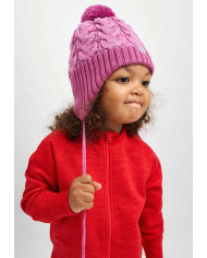 Bernumode | Reima: Beanie for kids, Paljakka €21.00 

Toddlers' beanie made of wool-mix knit, comes with a fleece lining. Windproof ear pieces for comfort.





This knitted Reima beanie for toddlers is made from a warm wool-mix knit. It's ideal for keeping little ones warm, thanks to the natural wool. The full fleece lining is warm and feels comfortable, and the windproof coverage at the sides protects little ears.






Soft and warm wool mix knit
Soft, warm fleece lining
Strings in all sizes
Windproof earpieces
Pom-pom on top
Beautiful cable design
Reflecting label at front



