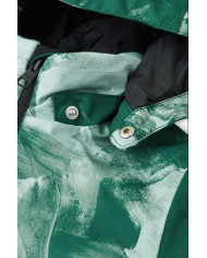 Bernumode | Reima: Zēnu ziemas jaka Reimatec, Nuotio (160 g) 53,62 € Bērnu ziemas jaka, kas izgatavota no pārstrādātām šķiedrām. Ūdens un vēja necaurlaidīgs. 
Šis Reimatec ziemas mētelis bērniem ir izgatavots no ūdens un vēja necaurlaidīga materiāla, kas arī ir elpojošs komfortam - un tāpat kā visi funkcionālie reimas audumi, netīrumus atgrūdoši mazākai mazgāšanai. Galvenās šuves ir noslēgtas, lai tās būtu ūdensnecaurlaidīgas, un drošā, noņemamā kapuce pasargā mazās galviņas no vēja. Gluds oderējums atvieglo ģērbšanos un nodrošina komfortu valkājot ar citām apģērba kārtām. Divas rāvējslēdzēja kabatas priekšpusē un regulējama apakšmala ir citas parocīgas šīs bērnu izolētās jakas detaļas.

Atklātās šuves ir ūdensnecaurlaidīgas  
Gluda poliestera odere 
Droša noņemama kapuce.
Regulējamas aproces  
Divas kabatas ar rāvējslēdzēju
  Regulējama apakšmala  
Atstarojošas detaļas



