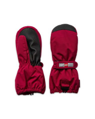 Bernumode | LEGO® Wear: Kids' waterprooof mittens with membrane, LWATLIN 706 €26.00 LEGO® mittens for boys and girlsWith these warm mittens, you are well protected from cold and rain thanks to a waterproof and breathable membrane. Then, play has no limits!The LEGO® mittens for children are made in a 100% windproof and breathable material. They have a waterproof and breathable Fan-Tex membrane between the inner and outer layer which makes them 100% waterproof. The inner layer is a comfortable and insulating Thinsulate material.THIS IS WHY YOU WILL LOVE THE MITTENS    The PLAY mitten has an ergonomic fit and an elasticated wrist with a reflector and hook and loop closure for an optimum fit    The mittens are waterproof, breathable, and windproof    With a PU anti-slip material on the palms and fingertips for a better grip    You can click the mitten onto the sleeve of the LEGO winter jacket or snowsuit so that it doesn’t get lost (size 104-140 only)Elasticated wrist with a reflector and hook and loop closure for an optimum fit. The mitten entry is also elasticated to keep snow out. The mitten has an ergonomic fit and a PU anti-slip material on the palms and fingertips for a better grip.Safety break-away buckle in size 104-140 for attaching the mittens to a snowsuit or jacket sleeve. The buckle releases when pulling the mittens, so that your child does not get stuck on anything. The mittens can be hooked together at the wrist to keep the pair together when they are not in use.Choose between lots of great colours