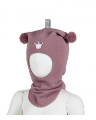 Bernumode | KIVAT: Зимняя шапка-шлем 33,47 € 

Шлем из шерсти - теплое изделие, которое отлично подойдет для зимней поры. Благодаря своей конструкции отлично заменяет как шапку, так и шарф. Мягкая хлопковая подкладка приятна для кожи, она нейтрализует "колючесть" шерсти и делает комфортными даже самые длительные прогулки. Область ушей и лба в шлеме дополнительно защищена ветрозащитными прокладками. Светоотражающие элементы. Очень удобен в использовании и идеален для холодной зимы. В таком изделии Ваш ребенок будет выглядеть великолепно, почувствует комфорт и тепло в прохладное зимнее время.
Материал верха: 100% шерсть.
Подкладка: 97% органический хлопок, 3% лайкра.
Размерность шлемов из шерсти:
0 = 0-1 лет1 = 1 год2 = 2-4 лет3 = 5-10 лет4 = от 10 лет.

