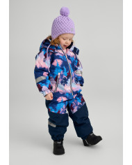 Bernumode | Reima: Beanie for kids, Nunavut (100% merino wool) €23.81 

Kids' beanie of soft merino wool, gives perfect temperature control. Windproof earpieces protect little ears.





This beanie for toddlers will help keep little adventurers warm on cold winter days! Made from merino wool, with a soft fleece lining that adds warmth and feels comfortable, as it dries quickly and transports moisture away from the skin. The windproof coverage at the sides protects ears from chilly breezes. Thanks to the strings, this stylish Reima beanie stays where it should.







Soft merino wool for perfect thermal control
Windproof earpieces
Strings in all sizes
Soft, warm fleece lining
Pom-pom on top
Reflective label at front





