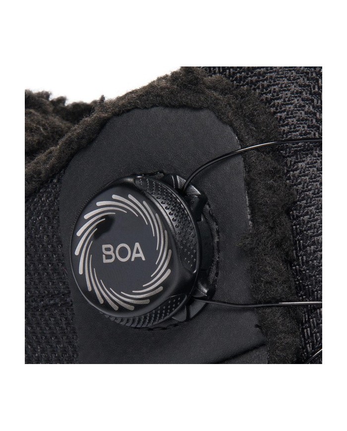 Bernumode | Viking: Expower Warm GTX BOA  - Labākie savā klasē ūdensizturīgi ziemas zābaki pusaudžiem ar GORE-TEX 93,31 € Augstākās kvalitātes, izolēti un ūdensnecaurlaidīgi bērnu apavi vidēja griezuma garumāAr Expower Warm GTX BOA, Viking labākajiem apaviem savā klasē, palīdziet savam bērnam izklaidēties. Ūdensizturīga PFC nesaturoša GORE-TEX membrāna saglabā kājas sausas mitros apstākļos, savukārt siltā izolācija pasargā no aukstuma. Izturīgā un atbalstošā vidus griezuma augšdaļa ir aprīkota ar BOA aizdares sistēmu, lai nodrošinātu precīzu piegulšanu. Viegla EVA starpzole nodrošina lielisku amortizāciju, un gumijas ārējā zole ar lieljaudas izciļņiem nodrošina nepārspējamu saķeri jebkuros zemes apstākļos.
 Bernumode | Viking: Expower Warm GTX BOA  - Labākie savā klasē ūdensizturīgi ziemas zābaki pusaudžiem ar GORE-TEX 93,31 € Augstākās kvalitātes, izolēti un ūdensnecaurlaidīgi bērnu apavi vidēja griezuma garumāAr Expower Warm GTX BOA, Viking labākajiem apaviem savā klasē, palīdziet savam bērnam izklaidēties. Ūdensizturīga PFC nesaturoša GORE-TEX membrāna saglabā kājas sausas mitros apstākļos, savukārt siltā izolācija pasargā no aukstuma. Izturīgā un atbalstošā vidus griezuma augšdaļa ir aprīkota ar BOA aizdares sistēmu, lai nodrošinātu precīzu piegulšanu. Viegla EVA starpzole nodrošina lielisku amortizāciju, un gumijas ārējā zole ar lieljaudas izciļņiem nodrošina nepārspējamu saķeri jebkuros zemes apstākļos.