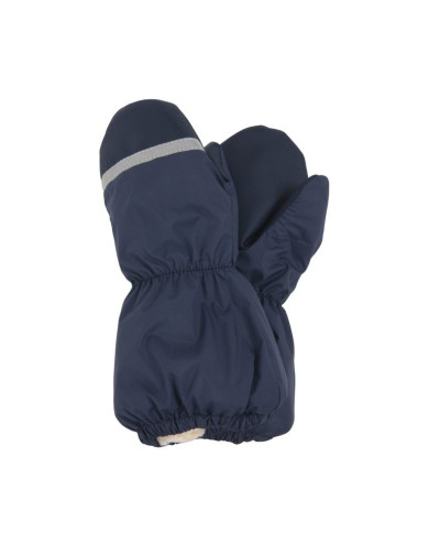 Bernumode | LEGO® Wear: Bērnu ūdensnecaurlaidīgi dūraiņi ar membrānu, LWARIPO 703 20,89 € LEGO® dūraiņi maziem zēniem un meitenēm 
Cimdiņu vai dūraiņu uzvilkšana mazajiem var būt diezgan sarežģīts darbs. Tāpēc dūraiņa iekšpusē ir garš rāvējslēdzējs, lai atvieglotu to uzvilkšanu un noņemšanu. 
KĀPĒC JUMS PATĪKĀS DŪRAINI  
TEC dūraiņi ir izgatavoti no 100% vēja necaurlaidīga, ūdensnecaurlaidīga un elpojoša materiāla  
LEGO® dūraiņam ir ergonomisks piegulums un PU neslīdošs materiāls uz plaukstām labākam satvērienam  
Gar iekššuvi ir praktisks YKK rāvējslēdzējs, lai cimdus būtu vieglāk uzvilkt un novilkt mazajām rociņām – un aiztaisīt rāvējslēdzēju virs piedurknes atvēruma 
Elastīga plaukstas locītava ar atstarotāju un āķa un cilpas aizdari optimālai piegulēšanai. PLAY dūraiņa ieliktnis ir arī elastīgs, lai neļautu sniegam. Tiem ir ūdensnecaurlaidīga un elpojoša Fan-Tex membrāna starp iekšējo un ārējo slāni, kas padara tos 100% ūdensizturīgus. Iekšējais slānis ir cieši pieguļošs un izolējošs Thinsulate materiāls. 
Drošības atdalāma sprādze dūraiņu piestiprināšanai pie sniega tērpa vai jakas piedurknes. Sprādze atlaižas, velkot dūraiņus, lai jūsu bērns ne uz ko neaizķertos. 
Izvēlieties starp daudzām jaukām krāsām. Bernumode | LEGO® Wear: Bērnu ūdensnecaurlaidīgi dūraiņi ar membrānu, LWARIPO 703 20,89 € LEGO® dūraiņi maziem zēniem un meitenēm 
Cimdiņu vai dūraiņu uzvilkšana mazajiem var būt diezgan sarežģīts darbs. Tāpēc dūraiņa iekšpusē ir garš rāvējslēdzējs, lai atvieglotu to uzvilkšanu un noņemšanu. 
KĀPĒC JUMS PATĪKĀS DŪRAINI  
TEC dūraiņi ir izgatavoti no 100% vēja necaurlaidīga, ūdensnecaurlaidīga un elpojoša materiāla  
LEGO® dūraiņam ir ergonomisks piegulums un PU neslīdošs materiāls uz plaukstām labākam satvērienam  
Gar iekššuvi ir praktisks YKK rāvējslēdzējs, lai cimdus būtu vieglāk uzvilkt un novilkt mazajām rociņām – un aiztaisīt rāvējslēdzēju virs piedurknes atvēruma 
Elastīga plaukstas locītava ar atstarotāju un āķa un cilpas aizdari optimālai piegulēšanai. PLAY dūraiņa ieliktnis ir arī elastīgs, lai neļautu sniegam. Tiem ir ūdensnecaurlaidīga un elpojoša Fan-Tex membrāna starp iekšējo un ārējo slāni, kas padara tos 100% ūdensizturīgus. Iekšējais slānis ir cieši pieguļošs un izolējošs Thinsulate materiāls. 
Drošības atdalāma sprādze dūraiņu piestiprināšanai pie sniega tērpa vai jakas piedurknes. Sprādze atlaižas, velkot dūraiņus, lai jūsu bērns ne uz ko neaizķertos. 
Izvēlieties starp daudzām jaukām krāsām.