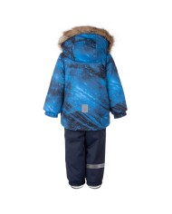 Bernumode | Lenne: Set ROBIN  250 g +  150 g €76.80 Rough weather conditions of Estonia and the Nordic Countries, which make very high demands on children's clothing, are the foundation grounds of creating any new model. High-tech fabrics are used in order to fulfill all the requirements of the well-being of a happy child in any circumstance.Lenne's main goals in product development are safety, comfort, practicality and easy caring.
Active products are: light weighted, wind resistant and warm, breathable and water resistant, durable, safe, with exceptional design, easily cleanable.
Lenne is using Isosoft insulation material, which is presently the best new generation insulation which has a two times higher warmth maintenance coefficient and the technology applied in it allows for the volume of the insulation to be decreased four times in relation to the traditional insulation. Isosoft is rarely used in the manufacturing of childrens’ clothing due to its price. It ensures the unique comfort of warmth, it maintains warmth at the child’s skin and prevents the cold from entering inside, thanks to the unique micro-porous structure. Moreover, it allows the child to move freely and unhampered. The product’s great advantage is the fact that it effectively removes moisture to the outside, which additionally increases the comfort of use.Isosoft guarantees the effect of thermal insulation and lightness of the material through the special insulation components – these components are made up of thousands of individual fibres in the shape of a hollow tube. The material is as light as down and it is also very elastic – it returns to its original shape after compression or washing.
Water column: 5 000/5 000 mm
Breathable: 5 000/10 000 g/m2/24h
Warm winter jacket in unique print combined with padded classical winter pants is a great looking and practical outfit for wintertime outdoor activities. Adjustable suspenders guarantee the best fit to a growing child. High waisted pants keep the child warm even during the most active play. Pants with elastic cuffs and detachable ankle loops stay securely on the boots. The design features reflective details that make child visible in the dark. The snap-fastened hood is safe as it easily detaches from the product in case it gets stuck.
 Bernumode | Lenne: Set ROBIN  250 g +  150 g €76.80 Rough weather conditions of Estonia and the Nordic Countries, which make very high demands on children's clothing, are the foundation grounds of creating any new model. High-tech fabrics are used in order to fulfill all the requirements of the well-being of a happy child in any circumstance.Lenne's main goals in product development are safety, comfort, practicality and easy caring.
Active products are: light weighted, wind resistant and warm, breathable and water resistant, durable, safe, with exceptional design, easily cleanable.
Lenne is using Isosoft insulation material, which is presently the best new generation insulation which has a two times higher warmth maintenance coefficient and the technology applied in it allows for the volume of the insulation to be decreased four times in relation to the traditional insulation. Isosoft is rarely used in the manufacturing of childrens’ clothing due to its price. It ensures the unique comfort of warmth, it maintains warmth at the child’s skin and prevents the cold from entering inside, thanks to the unique micro-porous structure. Moreover, it allows the child to move freely and unhampered. The product’s great advantage is the fact that it effectively removes moisture to the outside, which additionally increases the comfort of use.Isosoft guarantees the effect of thermal insulation and lightness of the material through the special insulation components – these components are made up of thousands of individual fibres in the shape of a hollow tube. The material is as light as down and it is also very elastic – it returns to its original shape after compression or washing.
Water column: 5 000/5 000 mm
Breathable: 5 000/10 000 g/m2/24h
Warm winter jacket in unique print combined with padded classical winter pants is a great looking and practical outfit for wintertime outdoor activities. Adjustable suspenders guarantee the best fit to a growing child. High waisted pants keep the child warm even during the most active play. Pants with elastic cuffs and detachable ankle loops stay securely on the boots. The design features reflective details that make child visible in the dark. The snap-fastened hood is safe as it easily detaches from the product in case it gets stuck.
