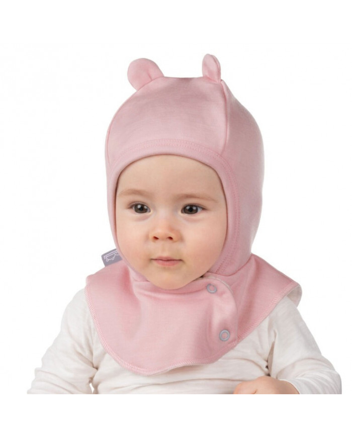 Bernumode | LENNE: Trikotāžas cepure-balaklāva no Merino Vilnas oderi, DARBY 24,71 € Silts un elpojošs merino vilnas slānis palīdz uzturēt vislabāko temperatūru balaklavas iekšpusē, nodrošinot siltumu, vienlaikus palīdzot novērst svīšanu.❤️Ādai draudzīgajai merino vilnas balaklavai ir mīksta kokvilnas flīsa odere, bet mazuļu balaklavai ir ērts un funkcionāls aizdari.✔️ Siltā divslāņu balaklava ir piemērota ziemas laikam, kad jūtama temperatūra ir -25°C..0°C. Temperatūras ieteikuma gadījumā noteikti ņemiet vērā arī vēja vēsumu.
Merino wool
Made in Estonia. 
 Bernumode | LENNE: Trikotāžas cepure-balaklāva no Merino Vilnas oderi, DARBY 24,71 € Silts un elpojošs merino vilnas slānis palīdz uzturēt vislabāko temperatūru balaklavas iekšpusē, nodrošinot siltumu, vienlaikus palīdzot novērst svīšanu.❤️Ādai draudzīgajai merino vilnas balaklavai ir mīksta kokvilnas flīsa odere, bet mazuļu balaklavai ir ērts un funkcionāls aizdari.✔️ Siltā divslāņu balaklava ir piemērota ziemas laikam, kad jūtama temperatūra ir -25°C..0°C. Temperatūras ieteikuma gadījumā noteikti ņemiet vērā arī vēja vēsumu.
Merino wool
Made in Estonia.