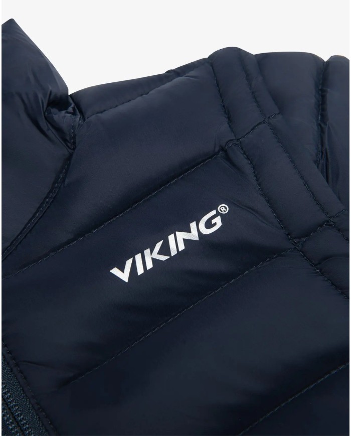 Bernumode | Viking: Aery Light Down Jacket-Versatile down jacket and vest for kids €48.60 From freezing mornings to warmer afternoons, the adaptable Aery Light Down Jacket helps your child stay comfortable throughout the shifting temperatures. Filled with responsibly-sourced down and feather insulation, the jacket provides warmth with a natural insulation that has yet to be beaten. Down is also highly compressible, meaning the jacket can easily be packed in a backpack in case it’s needed later. In warmer weather, the jacket can be used as an outer layer, and it is even treated with non-fluorinated Bionic Finish Eco to provide durable water repellency in case of precipitation. In colder weather, it can also be used as a mid layer underneath a snowsuit or shell jacket. As a clever finishing touch, the arms are also removeable, enabling the jacket to turn into a vest depending on the activity and temperature. Bernumode | Viking: Aery Light Down Jacket-Versatile down jacket and vest for kids €48.60 From freezing mornings to warmer afternoons, the adaptable Aery Light Down Jacket helps your child stay comfortable throughout the shifting temperatures. Filled with responsibly-sourced down and feather insulation, the jacket provides warmth with a natural insulation that has yet to be beaten. Down is also highly compressible, meaning the jacket can easily be packed in a backpack in case it’s needed later. In warmer weather, the jacket can be used as an outer layer, and it is even treated with non-fluorinated Bionic Finish Eco to provide durable water repellency in case of precipitation. In colder weather, it can also be used as a mid layer underneath a snowsuit or shell jacket. As a clever finishing touch, the arms are also removeable, enabling the jacket to turn into a vest depending on the activity and temperature.
