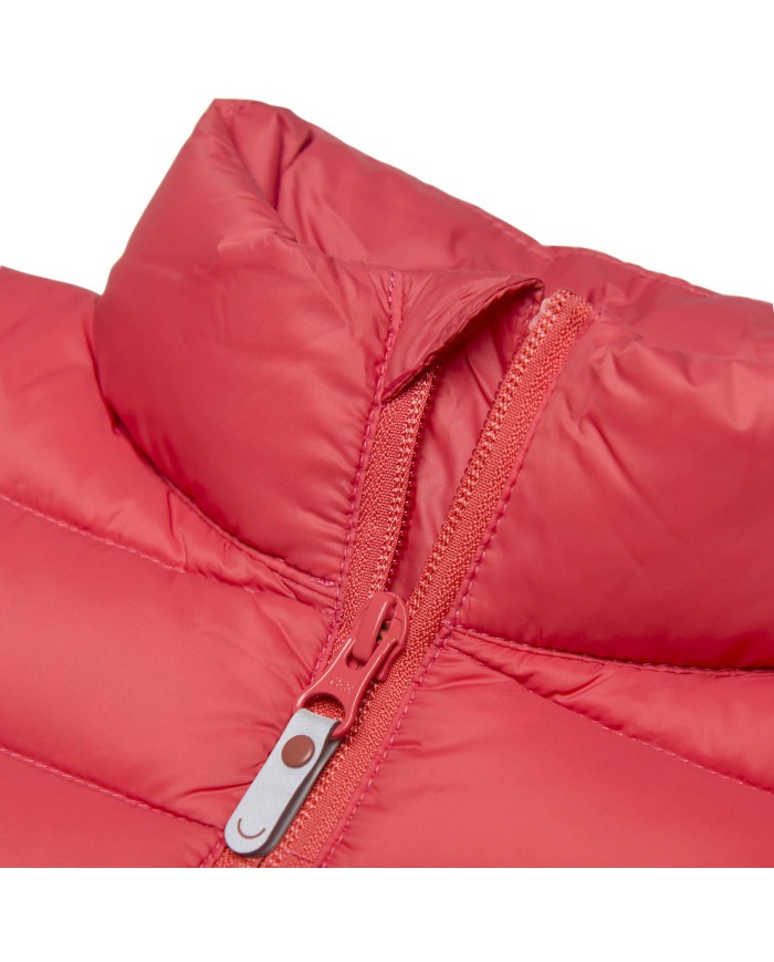 Bernumode | Viking: Aery Light Down Jacket-Versatile down jacket and vest for girl €48.60 From freezing mornings to warmer afternoons, the adaptable Aery Light Down Jacket helps your child stay comfortable throughout the shifting temperatures. Filled with responsibly-sourced down and feather insulation, the jacket provides warmth with a natural insulation that has yet to be beaten. Down is also highly compressible, meaning the jacket can easily be packed in a backpack in case it’s needed later. In warmer weather, the jacket can be used as an outer layer, and it is even treated with non-fluorinated Bionic Finish Eco to provide durable water repellency in case of precipitation. In colder weather, it can also be used as a mid layer underneath a snowsuit or shell jacket. As a clever finishing touch, the arms are also removeable, enabling the jacket to turn into a vest depending on the activity and temperature. Bernumode | Viking: Aery Light Down Jacket-Versatile down jacket and vest for girl €48.60 From freezing mornings to warmer afternoons, the adaptable Aery Light Down Jacket helps your child stay comfortable throughout the shifting temperatures. Filled with responsibly-sourced down and feather insulation, the jacket provides warmth with a natural insulation that has yet to be beaten. Down is also highly compressible, meaning the jacket can easily be packed in a backpack in case it’s needed later. In warmer weather, the jacket can be used as an outer layer, and it is even treated with non-fluorinated Bionic Finish Eco to provide durable water repellency in case of precipitation. In colder weather, it can also be used as a mid layer underneath a snowsuit or shell jacket. As a clever finishing touch, the arms are also removeable, enabling the jacket to turn into a vest depending on the activity and temperature.