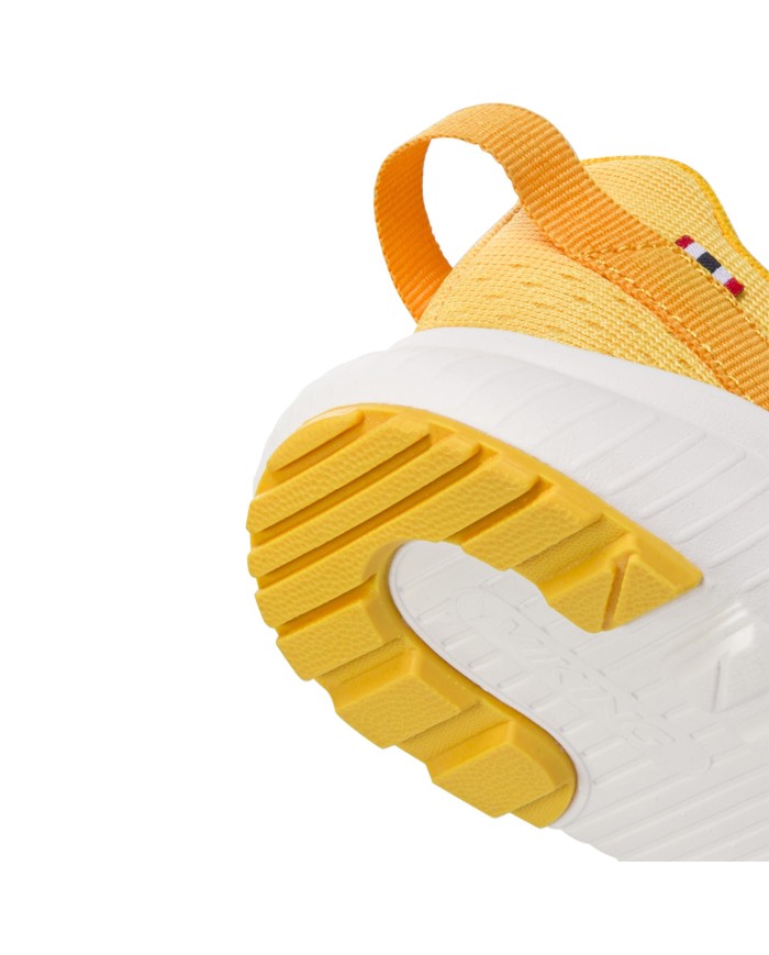 Bernumode | VIKING: Aery Breeze 2V -Light mesh velcro sneaker €36.88 Constructed with a breathable mesh upper to circulate air while keeping sand out of the shoe, Aery Breeze is the perfect everyday light children's sneaker for the warm summer sun! These fun and active sneakers feature a lightweight EVA midsole and a grippy rubber outsole. Double Velcro closing straps and a stylish modern pull-on back strap create an easy-on, easy-off experience for young kids and parents from kindergarten to family excursions and everything in between. This product is machine Washable at 30 degrees. We do not recommend the use of fabric softeners with this product. This product is vegan.
 
Size
Innersole length (cm)
28
18,4
29
19,1
30
19,7
31
20,5
32
21,2
33
21,8
34
22,5
35
23,2
 Bernumode | VIKING: Aery Breeze 2V -Light mesh velcro sneaker €36.88 Constructed with a breathable mesh upper to circulate air while keeping sand out of the shoe, Aery Breeze is the perfect everyday light children's sneaker for the warm summer sun! These fun and active sneakers feature a lightweight EVA midsole and a grippy rubber outsole. Double Velcro closing straps and a stylish modern pull-on back strap create an easy-on, easy-off experience for young kids and parents from kindergarten to family excursions and everything in between. This product is machine Washable at 30 degrees. We do not recommend the use of fabric softeners with this product. This product is vegan.
 
Size
Innersole length (cm)
28
18,4
29
19,1
30
19,7
31
20,5
32
21,2
33
21,8
34
22,5
35
23,2