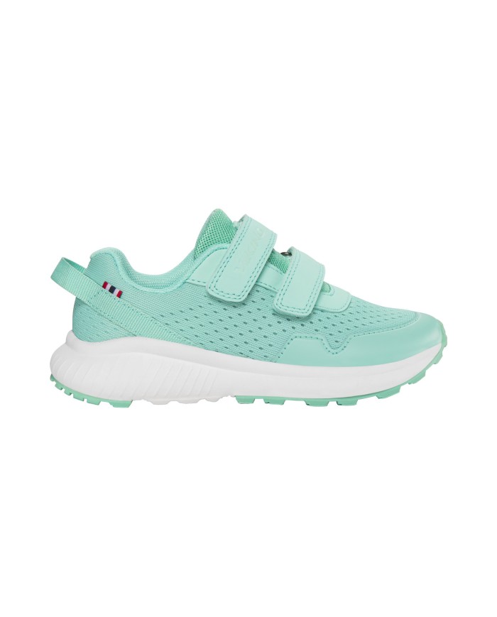 Bernumode | VIKING: Aery Breeze 2V -Light mesh velcro sneaker €36.88 Constructed with a breathable mesh upper to circulate air while keeping sand out of the shoe, Aery Breeze is the perfect everyday light children's sneaker for the warm summer sun! These fun and active sneakers feature a lightweight EVA midsole and a grippy rubber outsole. Double Velcro closing straps and a stylish modern pull-on back strap create an easy-on, easy-off experience for young kids and parents from kindergarten to family excursions and everything in between. This product is machine Washable at 30 degrees. We do not recommend the use of fabric softeners with this product. This product is vegan.
 
Size
Innersole length (cm)
28
18,4
29
19,1
30
19,7
31
20,5
32
21,2
33
21,8
34
22,5
35
23,2
 Bernumode | VIKING: Aery Breeze 2V -Light mesh velcro sneaker €36.88 Constructed with a breathable mesh upper to circulate air while keeping sand out of the shoe, Aery Breeze is the perfect everyday light children's sneaker for the warm summer sun! These fun and active sneakers feature a lightweight EVA midsole and a grippy rubber outsole. Double Velcro closing straps and a stylish modern pull-on back strap create an easy-on, easy-off experience for young kids and parents from kindergarten to family excursions and everything in between. This product is machine Washable at 30 degrees. We do not recommend the use of fabric softeners with this product. This product is vegan.
 
Size
Innersole length (cm)
28
18,4
29
19,1
30
19,7
31
20,5
32
21,2
33
21,8
34
22,5
35
23,2
