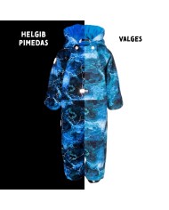 Bernumode | Lenne: Demi season baby overall Happy 80 g €58.12 Nicely light overall for babies and small children. Fun patterns and cheerful spring colours make it even more fun for a child to step into their first mud puddles. The two front zippers provide the necessary comfort for dressing your baby easily in both prams and car seats. Reflective details make your child visible even when it is dark outside. The overall has elastic foot loops that keep the trouser legs securely on the shoes.


Our high-tech Active+ fabric has a waterproof membrane which prevents water from coming through the product. At the same time it has the ability to evaporate sweat. ◆Water resistance: water column 10 000 mm ◆Breathability: water vapour transmission rate 10 000 g/m²/24h ◆Wind resistance: air permeability 0 l/m²s ◆Water and soil reprellency: DWR coating (Durable Water Repellent)


WARM ** insulation is the best choice for cool weather. Perfect for temperatures ...0 °C. This wadding is made of recycled materials, reducing the need to overly consume natural resources. Tip: Check the „feels like“ temperature. Factors like wind and humidity play a great role on how cold you feel and you might need to use an extra layer.


Soft and gentle lining is made of natural material that comforts and keeps your baby warm. Standard 100 by Oeko-Tex fabrics are certified free of harmful chemicals, are skin friendly and guarantee the safety of the fabric.


Fold-over cuffs to keep your babies hands and feet warm. Tip: buy a bigger size and fold the cuffs. As you baby grows little hands and feet will come out and need just a pair of mittens and booties.
