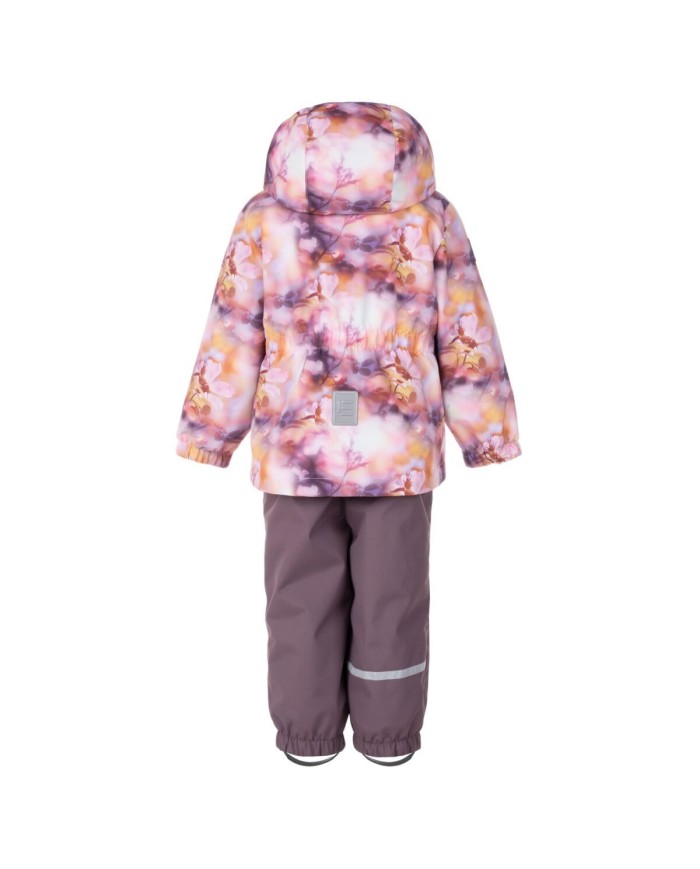 Bernumode | LENNE: Демисезонный комплект ROZA 80 г +  45 г 79,27 € Этот комплект из водонепроницаемой ткани Active подойдет для маленьких девочек, которые любят активный отдых на улице и не боятся промокнуть. Водонепроницаемая поверхность ткани прочная и удобная, так как защищает от ветра и дождя, не деформируется и выдерживает регулярную стирку, сохраняя свои первоначальные качества. Если надеть под куртку ветро- и водонепроницаемые брюки, то получится идеальный выбор для повседневных игр на свежем воздухе. В дизайне изделия присутствуют светоотражающие детали, которые делают вашего ребенка заметным даже в темное время суток. Безопасный капюшон на кнопках отстегивается от изделия, если застрянет.
 Водяной столб: 5 000/10 000 мм 
Дышащий: 5 000/10 000 г/м2/24ч 
Комплект, защищающий от непогоды, с очаровательным принтом в верхней части, подходит для ношения в весенне-осенний период.
Верхняя часть Active и нижняя часть Active+. Наши высокотехнологичные ткани имеют водонепроницаемую мембрану, которая не дает воде проникать сквозь изделие. В то же время они обладают способностью испарять пот. ◆Водонепроницаемость: водяной столб 5000/10 000 мм ◆Воздухопроницаемость: скорость пропускания водяного пара 5000/10 000 г/м²/24 ч ◆Ветроустойчивость: воздухопроницаемость 0 л/м²с ◆Водо- и грязеотталкивающие свойства: покрытие DWR (Durable Water Repellent)
Утеплитель WARM ** — лучший выбор для прохладной погоды. Идеально подходит для температур ...0 °C. Этот утеплитель изготовлен из переработанных материалов, что снижает потребность в чрезмерном потреблении природных ресурсов. Совет: проверьте «ощущаемую» температуру. Такие факторы, как ветер и влажность, играют большую роль в том, насколько холодно вы себя чувствуете, и вам может потребоваться использовать дополнительный слой.
Петля для крепления отражателя.
 Bernumode | LENNE: Демисезонный комплект ROZA 80 г +  45 г 79,27 € Этот комплект из водонепроницаемой ткани Active подойдет для маленьких девочек, которые любят активный отдых на улице и не боятся промокнуть. Водонепроницаемая поверхность ткани прочная и удобная, так как защищает от ветра и дождя, не деформируется и выдерживает регулярную стирку, сохраняя свои первоначальные качества. Если надеть под куртку ветро- и водонепроницаемые брюки, то получится идеальный выбор для повседневных игр на свежем воздухе. В дизайне изделия присутствуют светоотражающие детали, которые делают вашего ребенка заметным даже в темное время суток. Безопасный капюшон на кнопках отстегивается от изделия, если застрянет.
 Водяной столб: 5 000/10 000 мм 
Дышащий: 5 000/10 000 г/м2/24ч 
Комплект, защищающий от непогоды, с очаровательным принтом в верхней части, подходит для ношения в весенне-осенний период.
Верхняя часть Active и нижняя часть Active+. Наши высокотехнологичные ткани имеют водонепроницаемую мембрану, которая не дает воде проникать сквозь изделие. В то же время они обладают способностью испарять пот. ◆Водонепроницаемость: водяной столб 5000/10 000 мм ◆Воздухопроницаемость: скорость пропускания водяного пара 5000/10 000 г/м²/24 ч ◆Ветроустойчивость: воздухопроницаемость 0 л/м²с ◆Водо- и грязеотталкивающие свойства: покрытие DWR (Durable Water Repellent)
Утеплитель WARM ** — лучший выбор для прохладной погоды. Идеально подходит для температур ...0 °C. Этот утеплитель изготовлен из переработанных материалов, что снижает потребность в чрезмерном потреблении природных ресурсов. Совет: проверьте «ощущаемую» температуру. Такие факторы, как ветер и влажность, играют большую роль в том, насколько холодно вы себя чувствуете, и вам может потребоваться использовать дополнительный слой.
Петля для крепления отражателя.