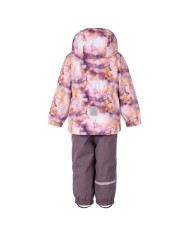 Bernumode | LENNE: Демисезонный комплект ROZA 80 г +  45 г 79,27 € Этот комплект из водонепроницаемой ткани Active подойдет для маленьких девочек, которые любят активный отдых на улице и не боятся промокнуть. Водонепроницаемая поверхность ткани прочная и удобная, так как защищает от ветра и дождя, не деформируется и выдерживает регулярную стирку, сохраняя свои первоначальные качества. Если надеть под куртку ветро- и водонепроницаемые брюки, то получится идеальный выбор для повседневных игр на свежем воздухе. В дизайне изделия присутствуют светоотражающие детали, которые делают вашего ребенка заметным даже в темное время суток. Безопасный капюшон на кнопках отстегивается от изделия, если застрянет.
 Водяной столб: 5 000/10 000 мм 
Дышащий: 5 000/10 000 г/м2/24ч 
Комплект, защищающий от непогоды, с очаровательным принтом в верхней части, подходит для ношения в весенне-осенний период.
Верхняя часть Active и нижняя часть Active+. Наши высокотехнологичные ткани имеют водонепроницаемую мембрану, которая не дает воде проникать сквозь изделие. В то же время они обладают способностью испарять пот. ◆Водонепроницаемость: водяной столб 5000/10 000 мм ◆Воздухопроницаемость: скорость пропускания водяного пара 5000/10 000 г/м²/24 ч ◆Ветроустойчивость: воздухопроницаемость 0 л/м²с ◆Водо- и грязеотталкивающие свойства: покрытие DWR (Durable Water Repellent)
Утеплитель WARM ** — лучший выбор для прохладной погоды. Идеально подходит для температур ...0 °C. Этот утеплитель изготовлен из переработанных материалов, что снижает потребность в чрезмерном потреблении природных ресурсов. Совет: проверьте «ощущаемую» температуру. Такие факторы, как ветер и влажность, играют большую роль в том, насколько холодно вы себя чувствуете, и вам может потребоваться использовать дополнительный слой.
Петля для крепления отражателя.
 Bernumode | LENNE: Демисезонный комплект ROZA 80 г +  45 г 79,27 € Этот комплект из водонепроницаемой ткани Active подойдет для маленьких девочек, которые любят активный отдых на улице и не боятся промокнуть. Водонепроницаемая поверхность ткани прочная и удобная, так как защищает от ветра и дождя, не деформируется и выдерживает регулярную стирку, сохраняя свои первоначальные качества. Если надеть под куртку ветро- и водонепроницаемые брюки, то получится идеальный выбор для повседневных игр на свежем воздухе. В дизайне изделия присутствуют светоотражающие детали, которые делают вашего ребенка заметным даже в темное время суток. Безопасный капюшон на кнопках отстегивается от изделия, если застрянет.
 Водяной столб: 5 000/10 000 мм 
Дышащий: 5 000/10 000 г/м2/24ч 
Комплект, защищающий от непогоды, с очаровательным принтом в верхней части, подходит для ношения в весенне-осенний период.
Верхняя часть Active и нижняя часть Active+. Наши высокотехнологичные ткани имеют водонепроницаемую мембрану, которая не дает воде проникать сквозь изделие. В то же время они обладают способностью испарять пот. ◆Водонепроницаемость: водяной столб 5000/10 000 мм ◆Воздухопроницаемость: скорость пропускания водяного пара 5000/10 000 г/м²/24 ч ◆Ветроустойчивость: воздухопроницаемость 0 л/м²с ◆Водо- и грязеотталкивающие свойства: покрытие DWR (Durable Water Repellent)
Утеплитель WARM ** — лучший выбор для прохладной погоды. Идеально подходит для температур ...0 °C. Этот утеплитель изготовлен из переработанных материалов, что снижает потребность в чрезмерном потреблении природных ресурсов. Совет: проверьте «ощущаемую» температуру. Такие факторы, как ветер и влажность, играют большую роль в том, насколько холодно вы себя чувствуете, и вам может потребоваться использовать дополнительный слой.
Петля для крепления отражателя.