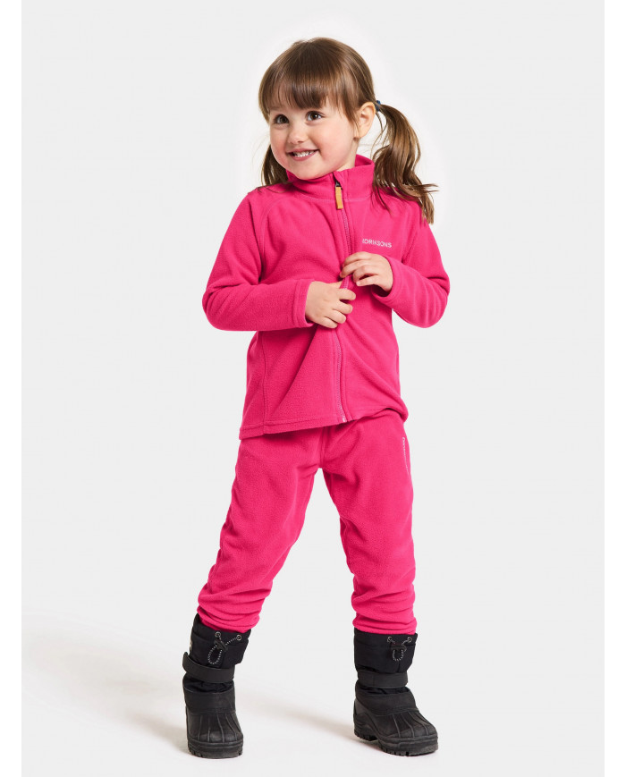 Bernumode | Didriksons: Monte Kids' Pants 9 - Kids' Fleece pants €10.36 Care instructions:
•Machine wash 40° gentle cycle; •Tumble dry low heat; •Do not dry clean; •Do not bleach; •Iron low heat.
Functions:
•4way stretch: The fabric flexes in all directions for maximum comfort and flexibility;
•ECO Shell fabric made of partly recycled fibres;
•Elastic in waist: Flexible and snug fit to prevent the cold from seeping in;
•String at waist: Adjust and secure the fit to keep the garment in place.
Descriptions:
Monte fleece pants are made of a soft and thin fleece with a brushed lining. They have a regular fit with straight legs and an adjustable waist. Made of 25% recycled polyester. Bernumode | Didriksons: Monte Kids' Pants 9 - Kids' Fleece pants €10.36 Care instructions:
•Machine wash 40° gentle cycle; •Tumble dry low heat; •Do not dry clean; •Do not bleach; •Iron low heat.
Functions:
•4way stretch: The fabric flexes in all directions for maximum comfort and flexibility;
•ECO Shell fabric made of partly recycled fibres;
•Elastic in waist: Flexible and snug fit to prevent the cold from seeping in;
•String at waist: Adjust and secure the fit to keep the garment in place.
Descriptions:
Monte fleece pants are made of a soft and thin fleece with a brushed lining. They have a regular fit with straight legs and an adjustable waist. Made of 25% recycled polyester.
