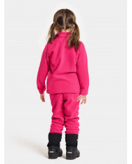 Bernumode | Didriksons: Monte Kids' Pants 9 - Kids' Fleece pants €10.36 Care instructions:
•Machine wash 40° gentle cycle; •Tumble dry low heat; •Do not dry clean; •Do not bleach; •Iron low heat.
Functions:
•4way stretch: The fabric flexes in all directions for maximum comfort and flexibility;
•ECO Shell fabric made of partly recycled fibres;
•Elastic in waist: Flexible and snug fit to prevent the cold from seeping in;
•String at waist: Adjust and secure the fit to keep the garment in place.
Descriptions:
Monte fleece pants are made of a soft and thin fleece with a brushed lining. They have a regular fit with straight legs and an adjustable waist. Made of 25% recycled polyester. Bernumode | Didriksons: Monte Kids' Pants 9 - Kids' Fleece pants €10.36 Care instructions:
•Machine wash 40° gentle cycle; •Tumble dry low heat; •Do not dry clean; •Do not bleach; •Iron low heat.
Functions:
•4way stretch: The fabric flexes in all directions for maximum comfort and flexibility;
•ECO Shell fabric made of partly recycled fibres;
•Elastic in waist: Flexible and snug fit to prevent the cold from seeping in;
•String at waist: Adjust and secure the fit to keep the garment in place.
Descriptions:
Monte fleece pants are made of a soft and thin fleece with a brushed lining. They have a regular fit with straight legs and an adjustable waist. Made of 25% recycled polyester.