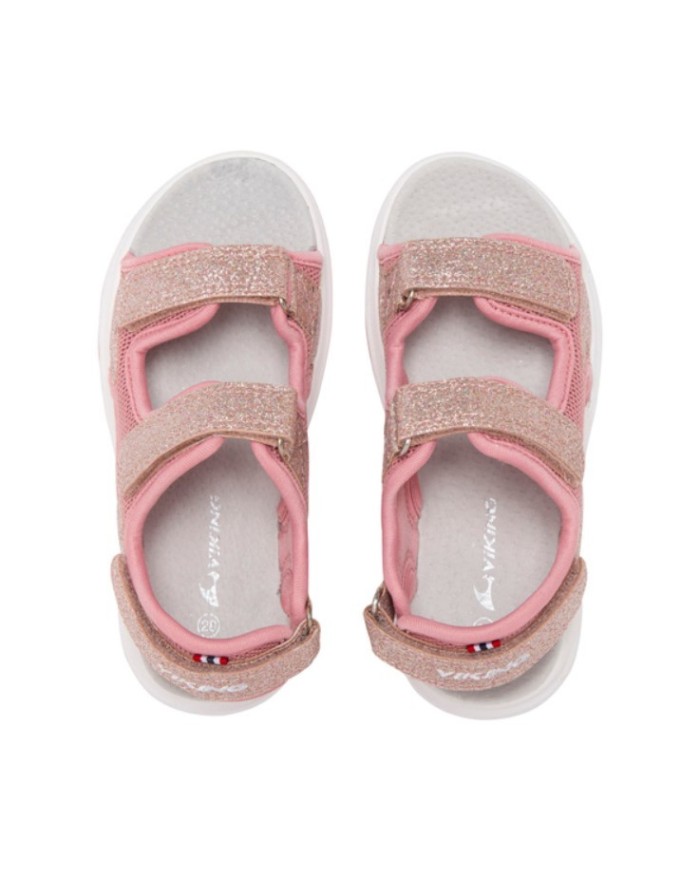 Bernumode | VIKING: ANCHOR GLITTER-Kid's Sporty Sandal €32.95 Classic style and comfort - Anchor is a sporty sandal for active children wanting one sandal that can do it all. It has a classic open construction and is made from durable materials that still feel soft on the skin. The three Velcro straps offer multi-adjustability and are easy for small hands to open and close, and find the right fit. The footbed, made out of shock absorbing PU, is covered with suede, which helps to manage moisture on hot days. Anchor has an outsole made from natural rubber, so that your child can safely run on all types of surfaces. Anchor is all the function kids need in a sandal, combined with a great look. Washable at 30 degrees. We do not recommend to use fabric softener.
•Suede footbed for moisture control; •Speed lacing for quicker transitions and an adaptive fit; •Easy on/off and quick adjustability with velcro.; •Machine washable 30°C; •Rubber outsole; •Ergonomic fit for growing feet

