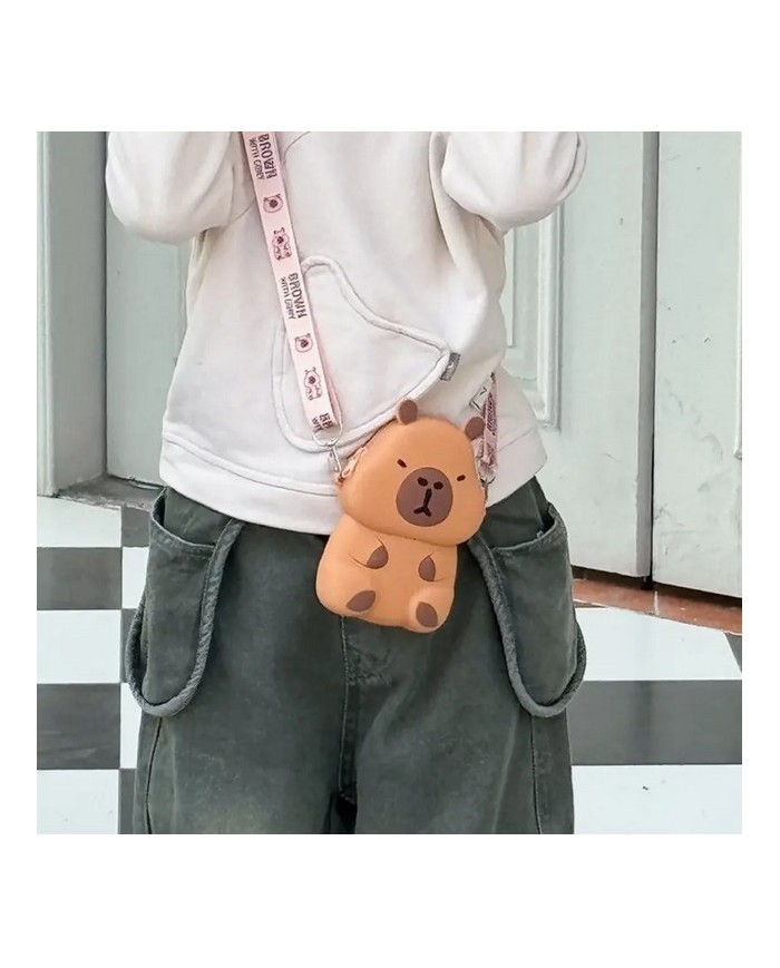 Bernumode | Silikona mini soma/maciņš pāri plecam ar kapibaru €7.85 