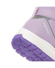 Bernumode | VIKING: Equip Glow WP 2V - Durable glow in the dark kids shoes €57.77 Durable, glow-in-the-dark kids shoe. Illuminate your child's sense of wonder with Equip Glow WP 2V, built bright and tough for whatever the day (or night) may bring. The upper is fitted with a durable support frame, which combines with a higher than usual shaft to provide excellent support and stability. Large reflective panels contribute to better visibility, and when the lights go out the upper glows in the dark! Below, a lightweight EVA midsole cushions each step, and a full rubber outsole provides excellent grip on most surfaces. Wet conditions? Viking's Watershield membrane has it covered.
Size table
 
Size
Insole cm
26
17,3
27
18
28
18,6
29
19,3
30
20
31
20,7
32
21,3
33
22
34
22,7
35
23,3
 Bernumode | VIKING: Equip Glow WP 2V - Durable glow in the dark kids shoes €57.77 Durable, glow-in-the-dark kids shoe. Illuminate your child's sense of wonder with Equip Glow WP 2V, built bright and tough for whatever the day (or night) may bring. The upper is fitted with a durable support frame, which combines with a higher than usual shaft to provide excellent support and stability. Large reflective panels contribute to better visibility, and when the lights go out the upper glows in the dark! Below, a lightweight EVA midsole cushions each step, and a full rubber outsole provides excellent grip on most surfaces. Wet conditions? Viking's Watershield membrane has it covered.
Size table
 
Size
Insole cm
26
17,3
27
18
28
18,6
29
19,3
30
20
31
20,7
32
21,3
33
22
34
22,7
35
23,3