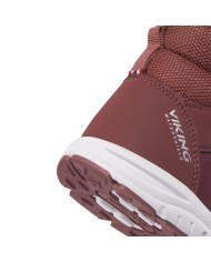 Bernumode | VIKING: Knapper Reflex Mid WP 1V - Starpsezonas ūdensnecauraidīgas bērnu kurpes 47,85 € Nodrošiniet savam pirmsskolas vecuma bērnam nepieciešamo redzamību un aizsardzību pret mitriem laikapstākļiem, izmantojot Knapper Reflex Mid WP 1V. Atbalstošajai vidēja garuma augšdaļai ir 360 grādu atstarojoša virsma, savukārt Viking's Watershield membrāna saglabā kājas sausas un komfortablas mitrā laikā. Viens Velcro aizdares ļauj bērniem viegli uzvilkt un novilkt apavus pašiem. Zemāk satveramā gumijas zole ir apvienota ar vieglu un triecienu absorbējošu EVA starpzoli, lai sniegtu jūsu bērnam netraucētu, taču pilnībā aizsargātu pieredzi.
Izmēru tabula

 


izmērs
Iekšzole, cm


25
16,6


26
17,3


27
18,0


28
18,6


29
19,3


30
20,0


31
20,7


32
21,3


33
22,0


34
22,7


35
23,3




