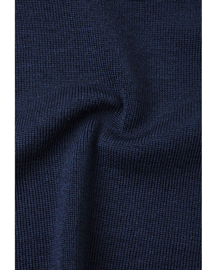 Bernumode | Reima: Merino wool neck warmer, Star €20.66 

Kids' wool neck warmer. Combines the warmth of wool with the softness of a cotton lining. A must for winter.





This soft woollen kids' neck warmer by Reima has a comfortable cotton knit lining so it feels smooth against your young one's skin. During outdoor play days, it will add an extra layer of protection for their neck and upper chest. Let them choose their favourite colour then complete the look with a cool beanie!



