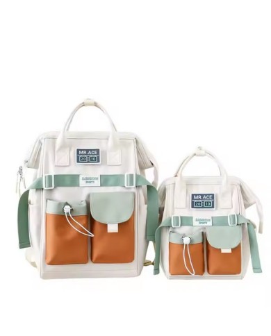 Bernumode | Mayoral: Вязаный джемпер на девочку с ажурными деталями 23,55 € Детский джемпер для девочки с длинным рукавом и круглым вырезом. Изготовлен из мягкой трикотажной ткани с добавлением переработанного полиэстера, что делает изделие экологичным и удобным в носке. Декорирован ажурными мотивами и декоративным воланом, придающим образу нежность и элегантность.
 Bernumode | Mayoral: Вязаный джемпер на девочку с ажурными деталями 23,55 € Детский джемпер для девочки с длинным рукавом и круглым вырезом. Изготовлен из мягкой трикотажной ткани с добавлением переработанного полиэстера, что делает изделие экологичным и удобным в носке. Декорирован ажурными мотивами и декоративным воланом, придающим образу нежность и элегантность.