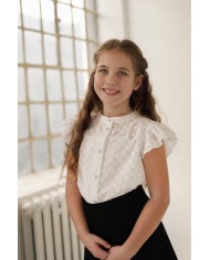 Bernumode | SLY: Balta blūze no izšūtas kokvilnas 28,02 € 