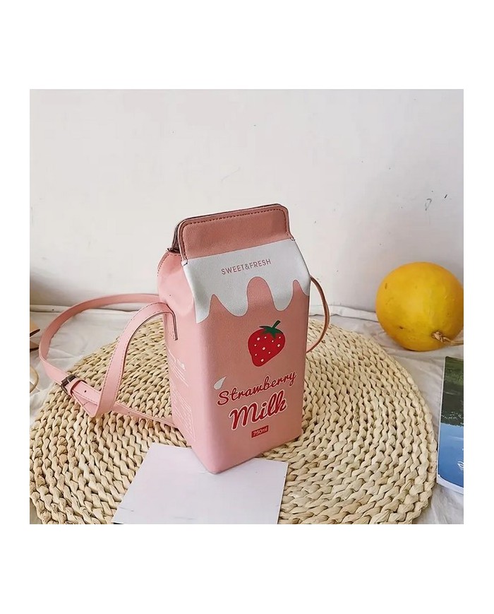Bernumode | Trendy crossbody bag in the shape of a milk carton with an adjustable strap and a zipper €14.46  Bernumode | Trendy crossbody bag in the shape of a milk carton with an adjustable strap and a zipper €14.46