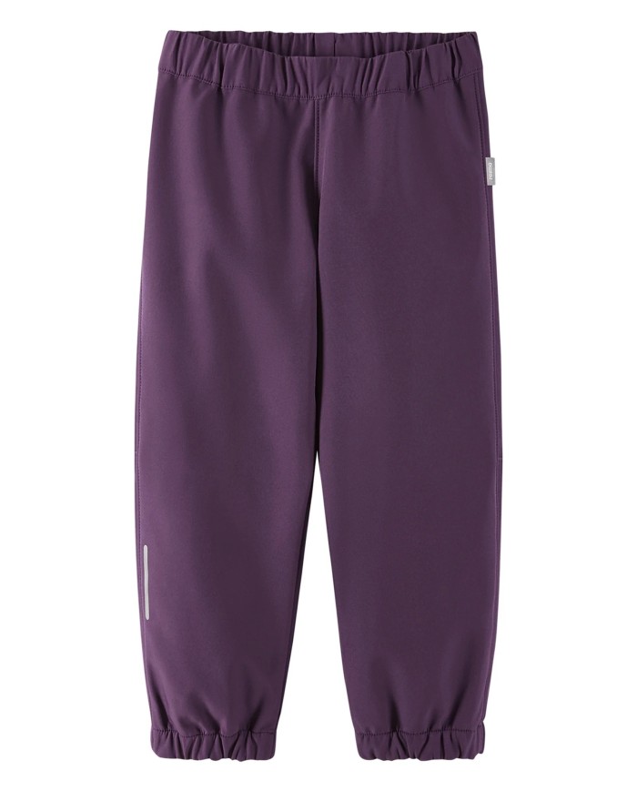 Bernumode | Reima: SoftShell ūdensnecaurlaidīgās Bikses meitenēm, Oikotie 41,28 € Vēju aizturošas bērnu softshell bikses. Brīvs piegriezums ar regulējamu, elastīgu jostasvietu. Flīsa interjers papildu siltumam un komfortam. Viegli uzvilkt. 
Ņemiet vērā, ka šuves nav noslēgtas, tāpēc produkts nav pilnībā ūdensizturīgs. 
Šīs bērnu elpojošās un vēja necaurlaidīgās bikses ir izgatavotas no Reima netīrumus un ūdeni atgrūdoša softshell materiāla, kas satur pārstrādātas šķiedras. Pateicoties flīsa iekšpusei, elastīgajam, regulējamajam jostasvietai un elastīgajām apakšmalām, šis dizains ir patiešām ērts valkāšanai. 

  Bloķē vēju ārā, bet elpo 
  Līmēts materiāls, reversā flīss siltumam  
Elastīga, regulējama jostasvieta  
Elastīgi kāju gali 
  Izmēri 92-128 ar pogām kāju cilpām 
  Atstarojošas detaļas



